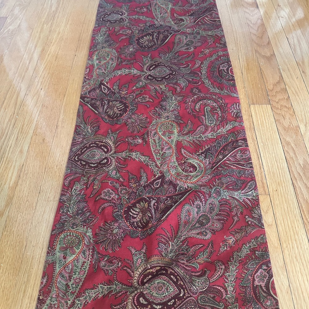 Pottery Barn Christmas Table Runner